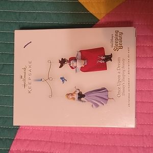 Vintage 2007 Hallmark Sleeping Beauty Keepsake Ornament